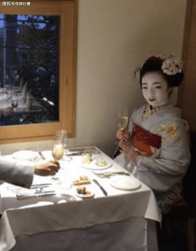 小青楼福利软件下载苹果版苹果商店隐藏app色有哪些-第14张图片-太平洋在线下载 小青楼福利软件下载苹果版苹果商店隐藏app色有哪些-第14张图片-太平洋在线下载